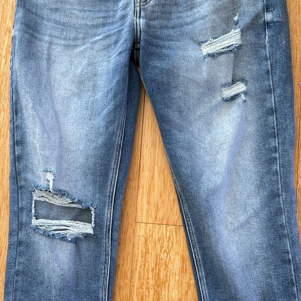 KanCan Distressed Ankle Jeans in Medium Blue - Picture 3 of 7